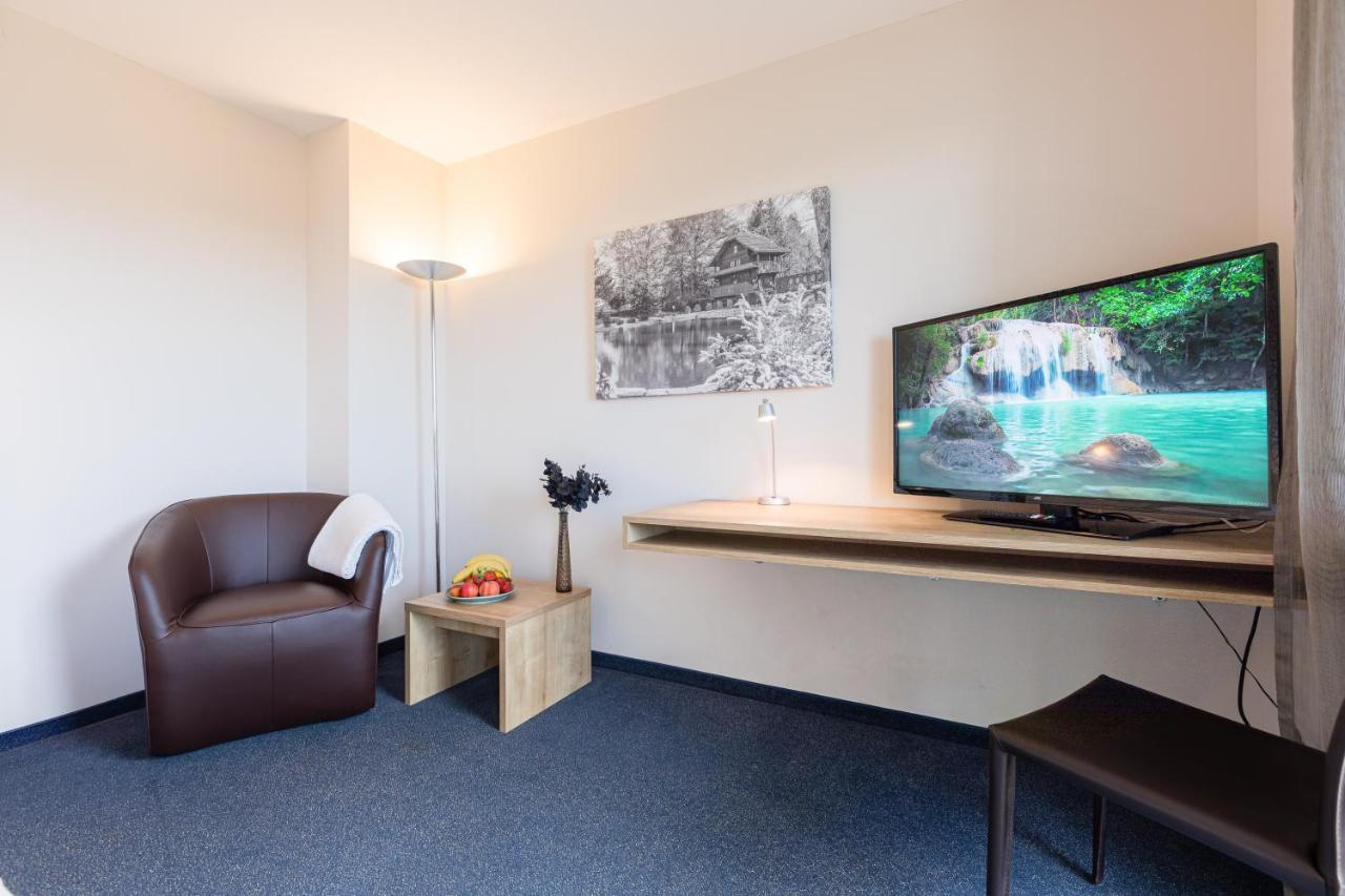 อาเรา เวสต์ สวิส ควอลิตี้ โฮเต็ล Hotel Oberentfelden ภายนอก รูปภาพ