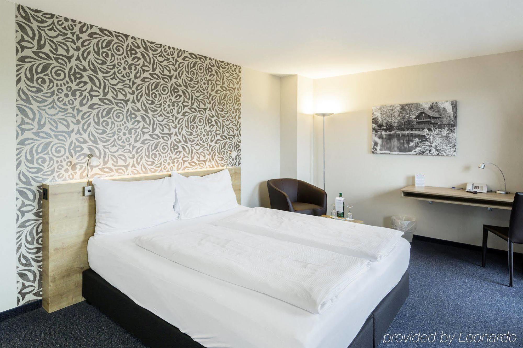 อาเรา เวสต์ สวิส ควอลิตี้ โฮเต็ล Hotel Oberentfelden ภายนอก รูปภาพ