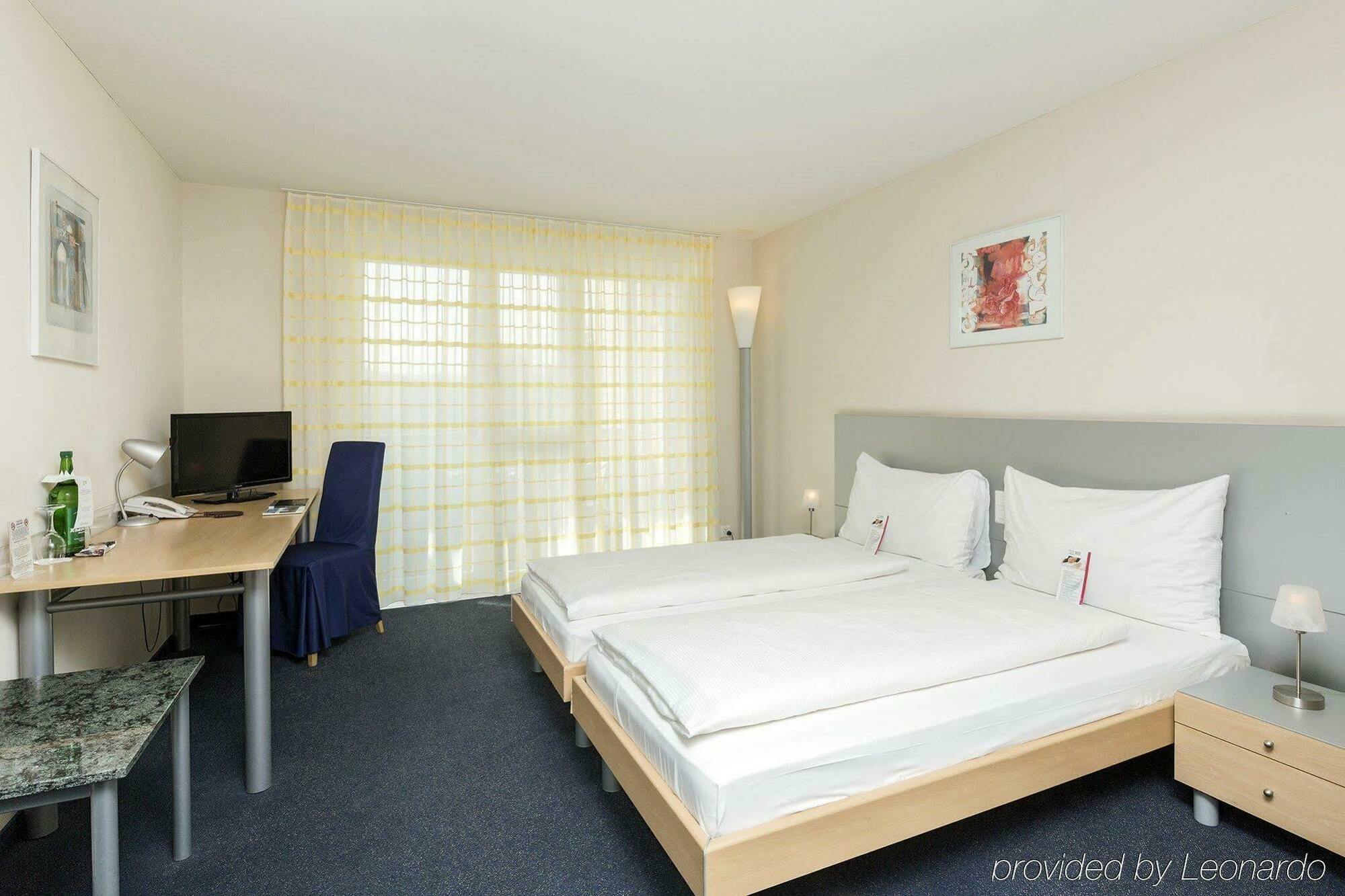 อาเรา เวสต์ สวิส ควอลิตี้ โฮเต็ล Hotel Oberentfelden ภายนอก รูปภาพ